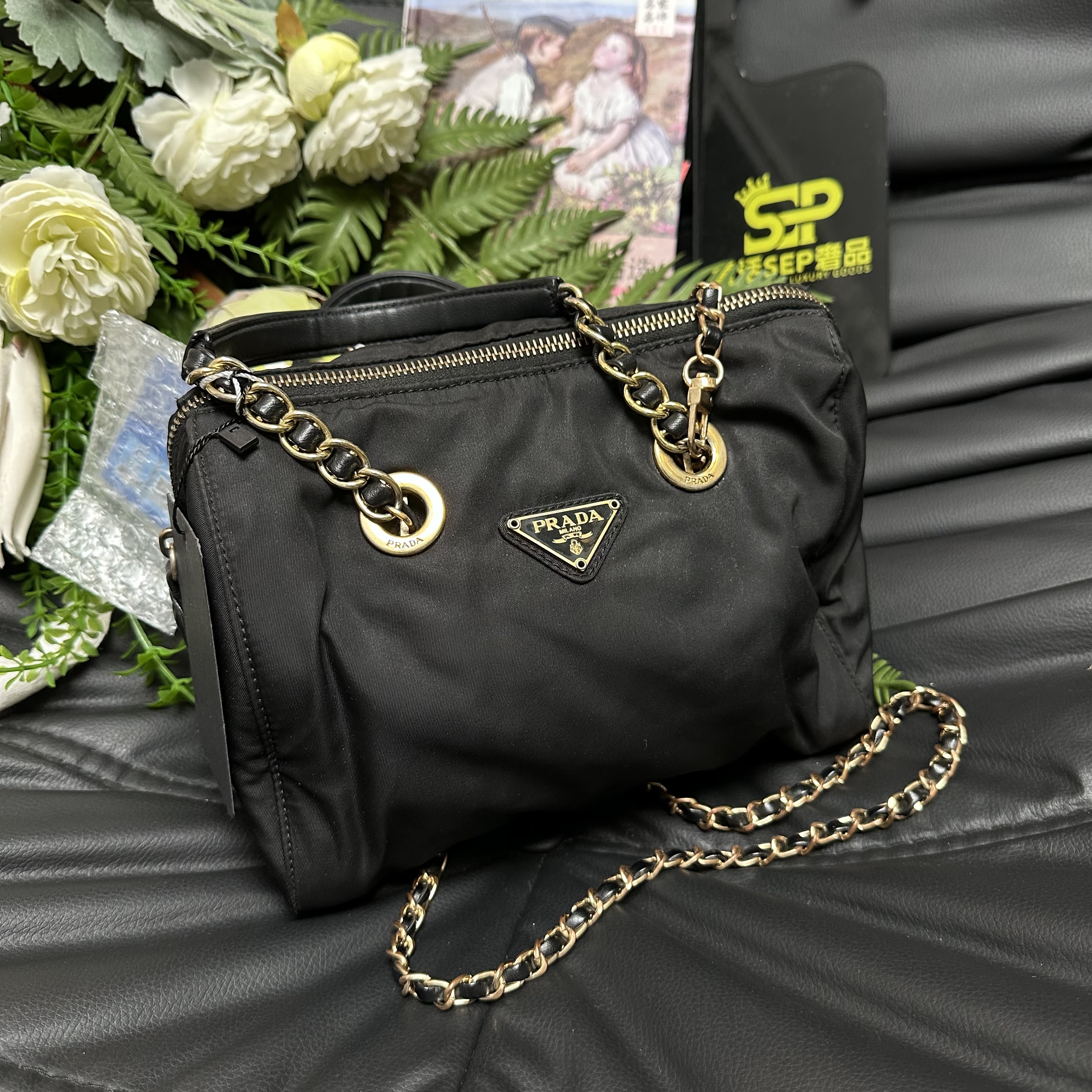 95新 Prada/普拉达 黑金20皮穿链降落伞手提斜跨包 TH662