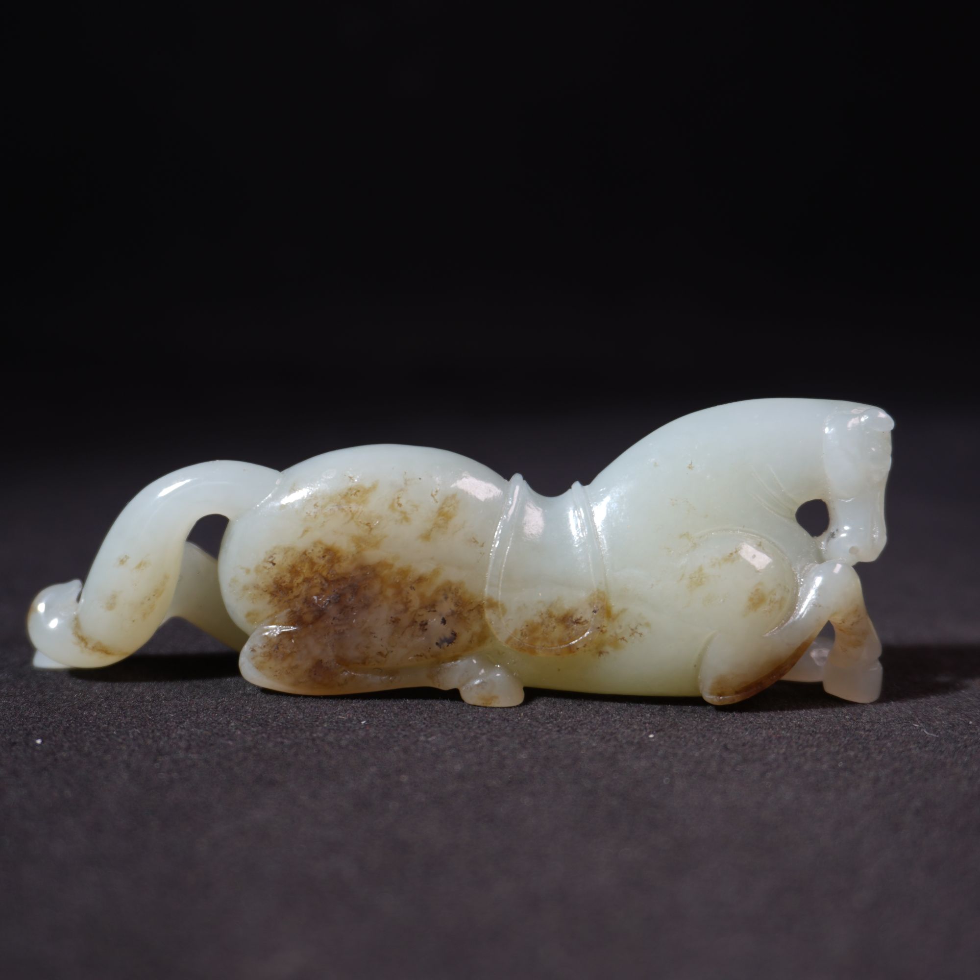 10NA47  清  和田玉玉马手把件