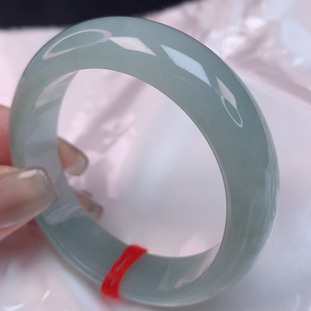 翡翠手镯（贵妃镯）未镶嵌55