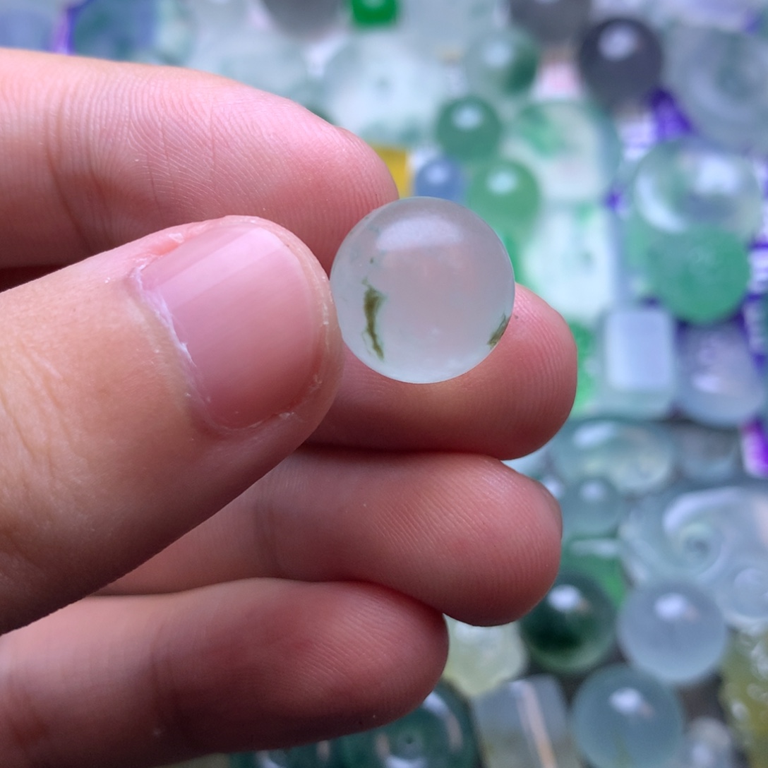 定制翡翠未镶嵌珠子