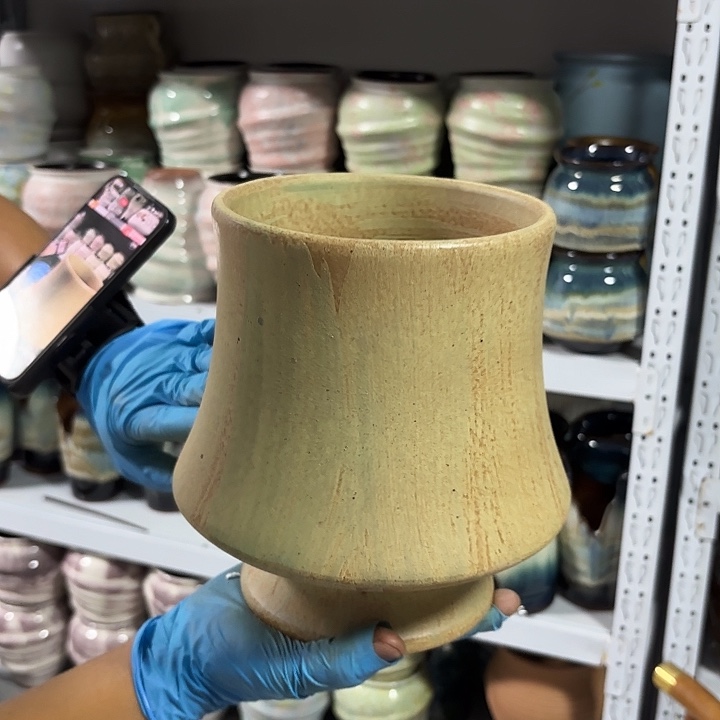 高度21厘米口16厘米