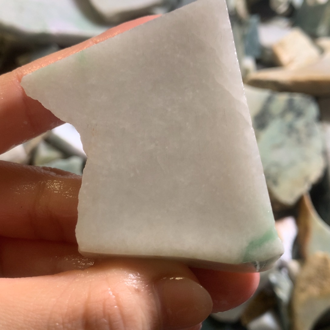 翡翠颈饰未镶嵌缅甸翡翠