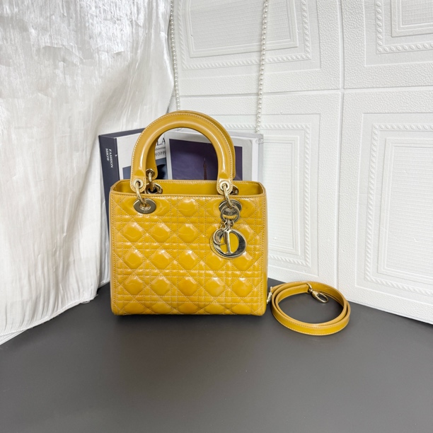 95新 DIOR/迪奥 姜黄色漆皮五格戴妃单肩手提包