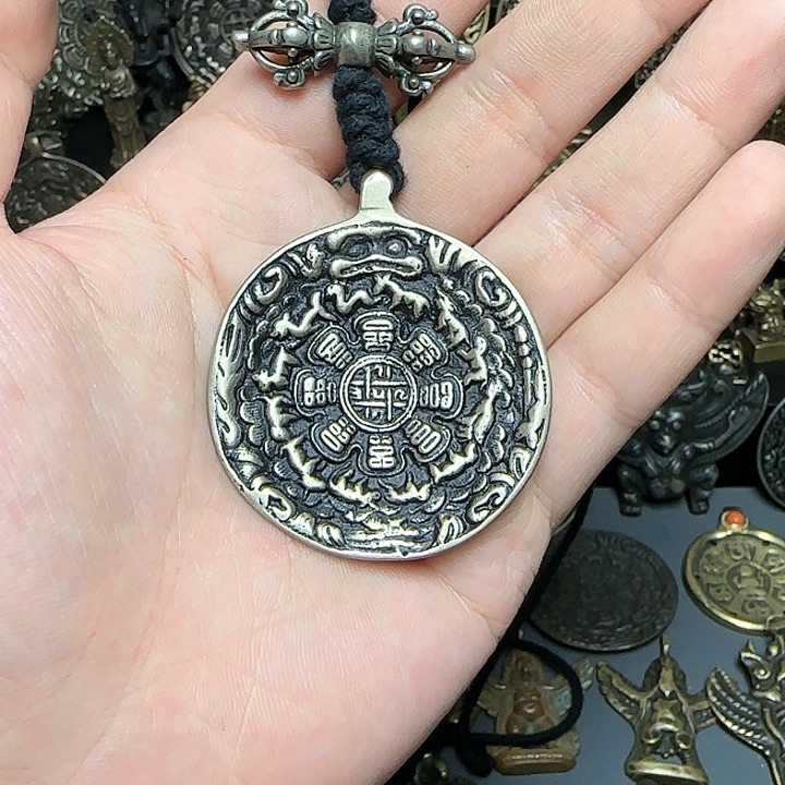 泥塑精品小元素品相完美的话