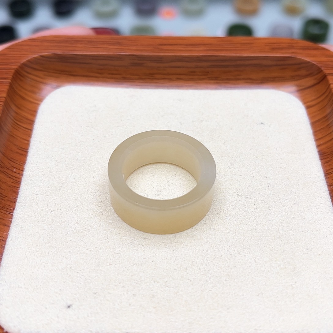 和田玉戒指未镶嵌15号