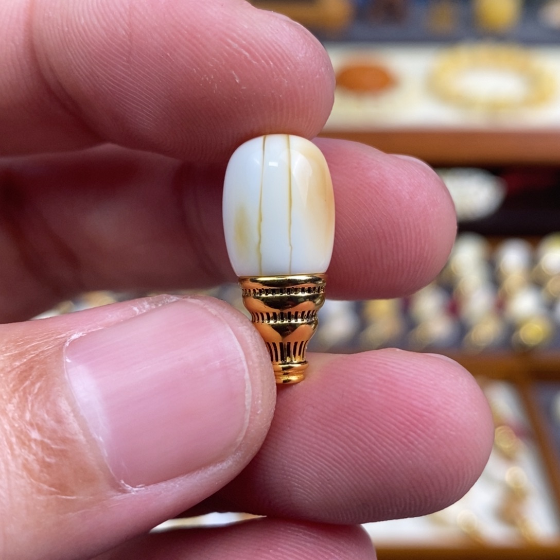 蜜蜡未镶嵌裸石配饰三通尺寸10