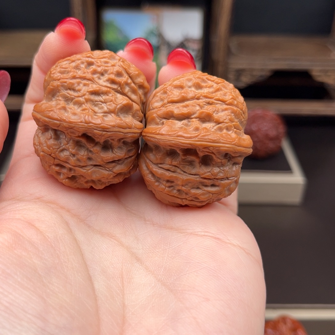 桃核吊坠平谷野生原树血麒麟