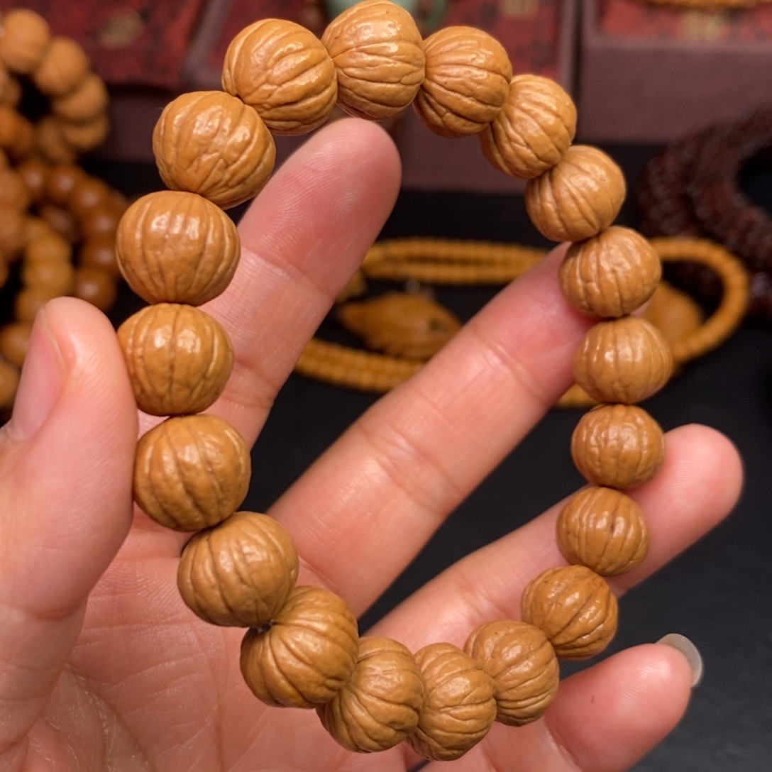 孞***琞猴头核桃吊坠橄榄猴头