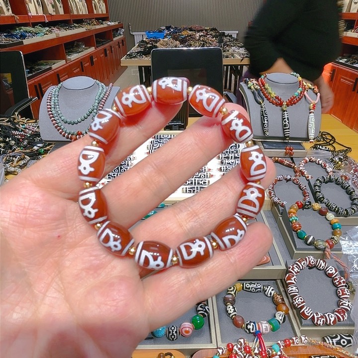 未镶嵌玛瑙/玉髓珠宝奇石