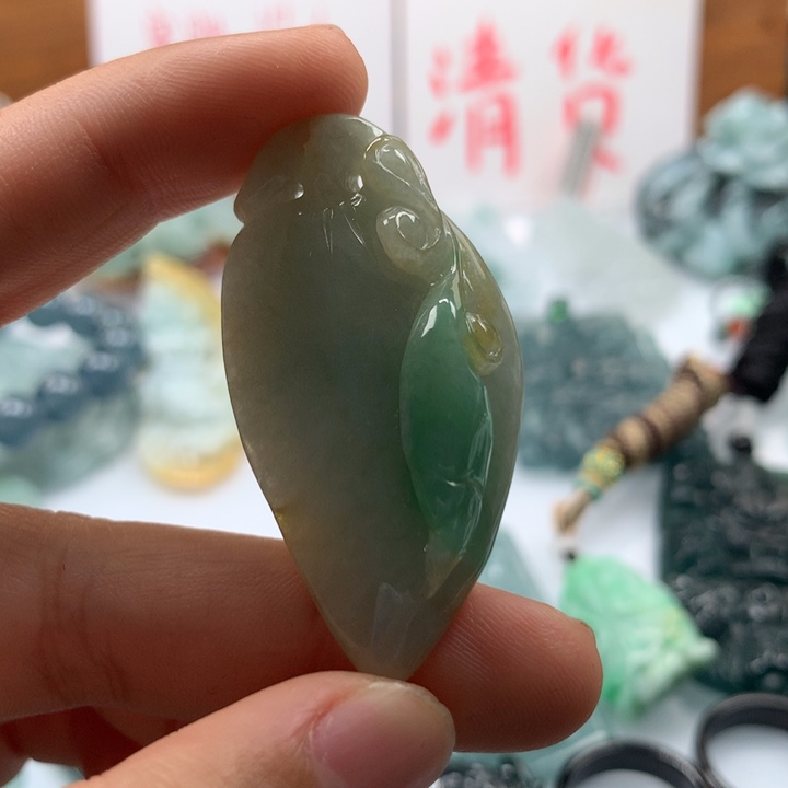 翡翠颈饰未镶嵌保真天然A货翡翠