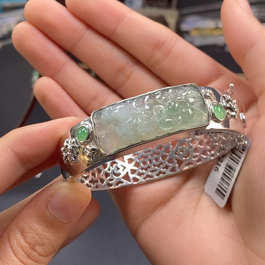 颈饰未镶嵌翡翠19216