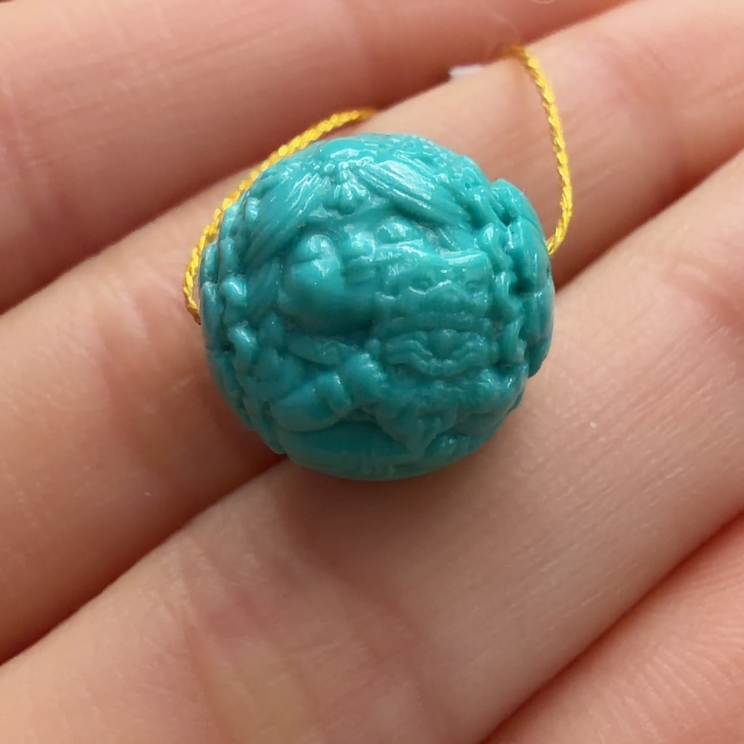 绿松石未镶嵌颈饰