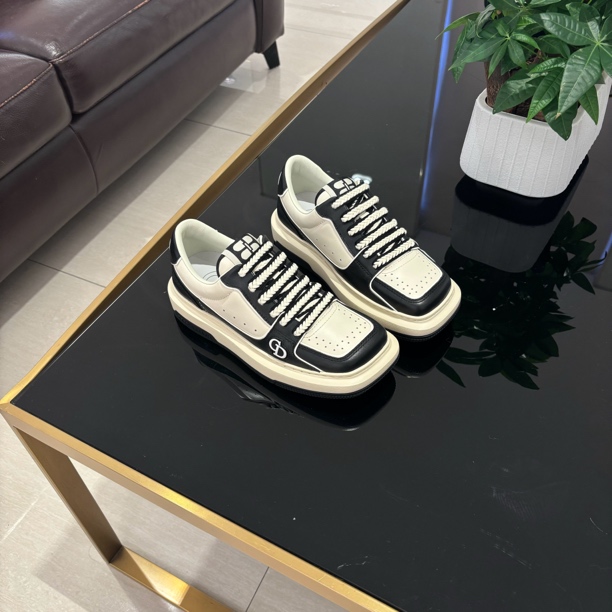 2025年新款网红博主同款里外全皮超轻休闲鞋12227