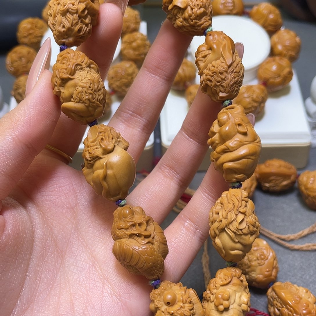 来***长吊坠橄榄核橄榄核雕