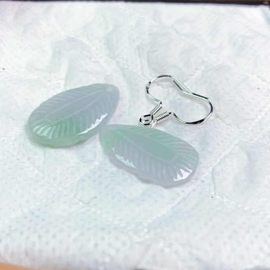 翡翠颈饰未镶嵌千**长耳坠