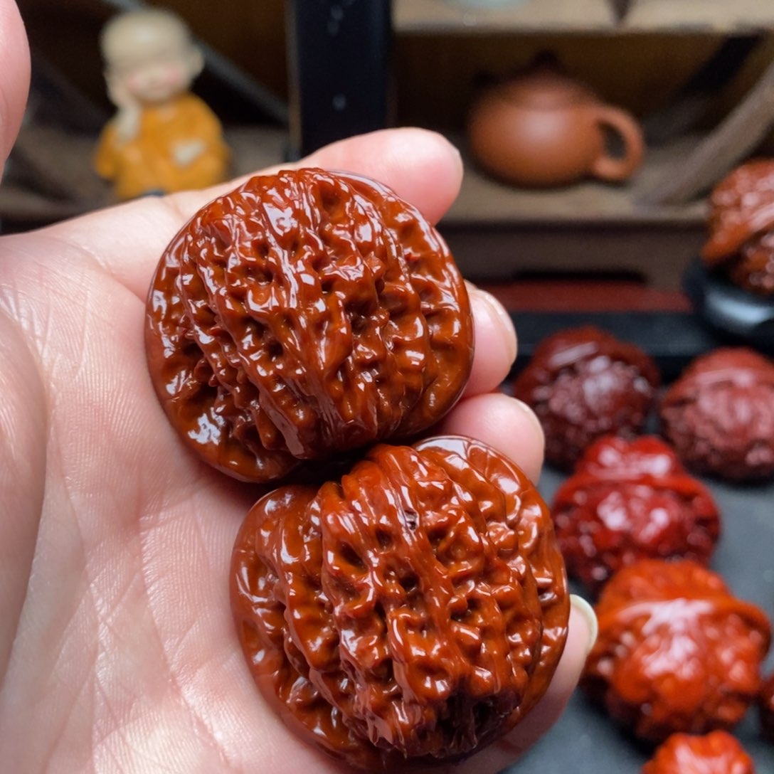 吊坠文玩核桃38四座楼磕碰