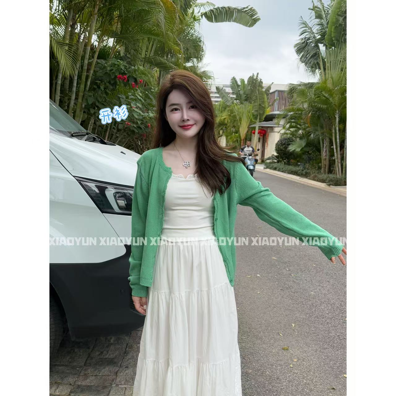 花边领针织上衣 小允姐姐2025新款气质时尚高级花边领针织上衣