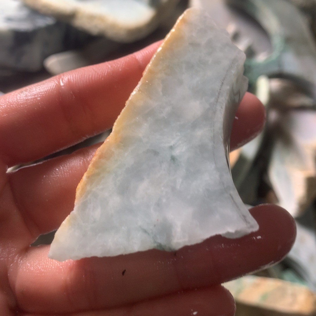 翡翠颈饰未镶嵌缅甸翡翠