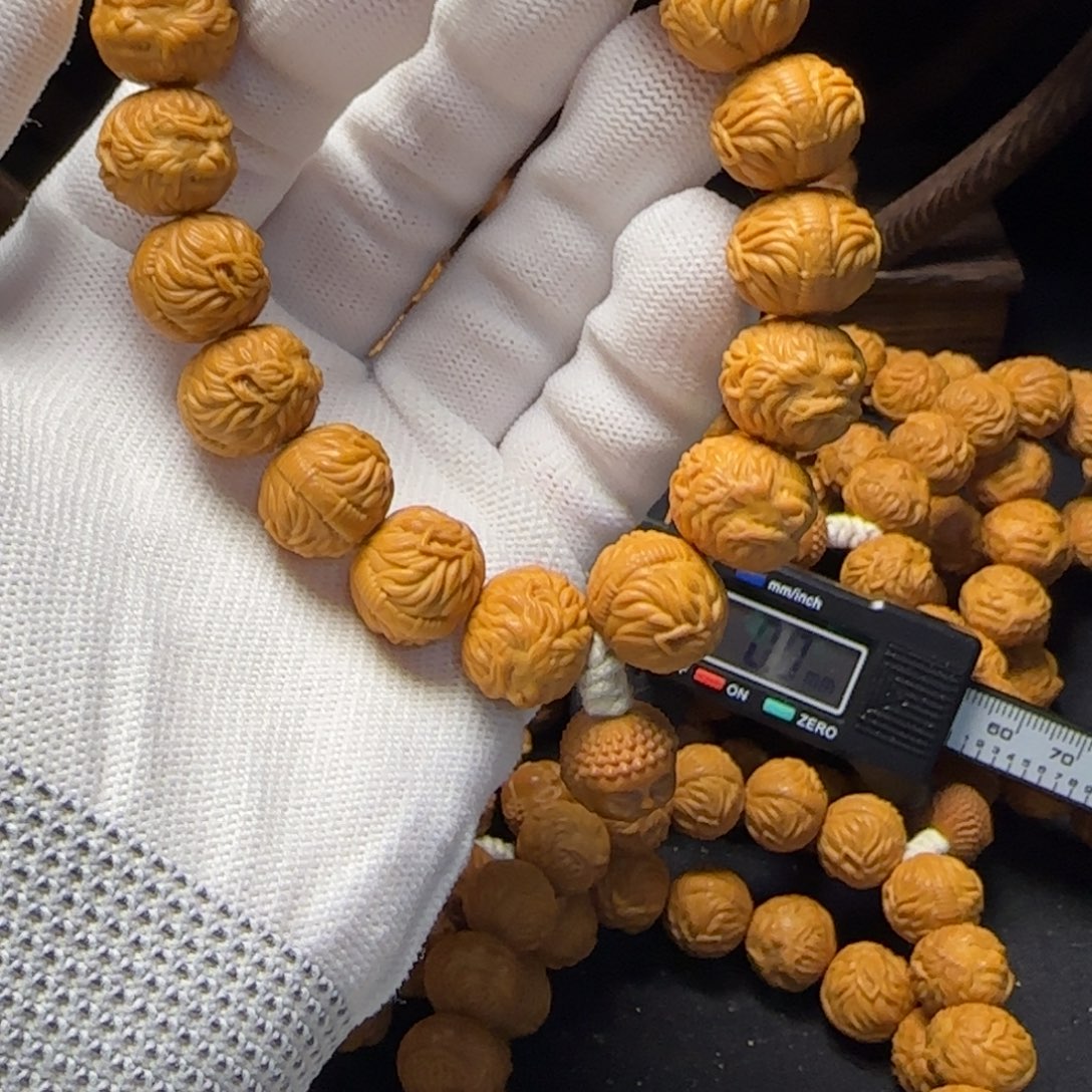 溪***梦猴头核桃吊坠猴头