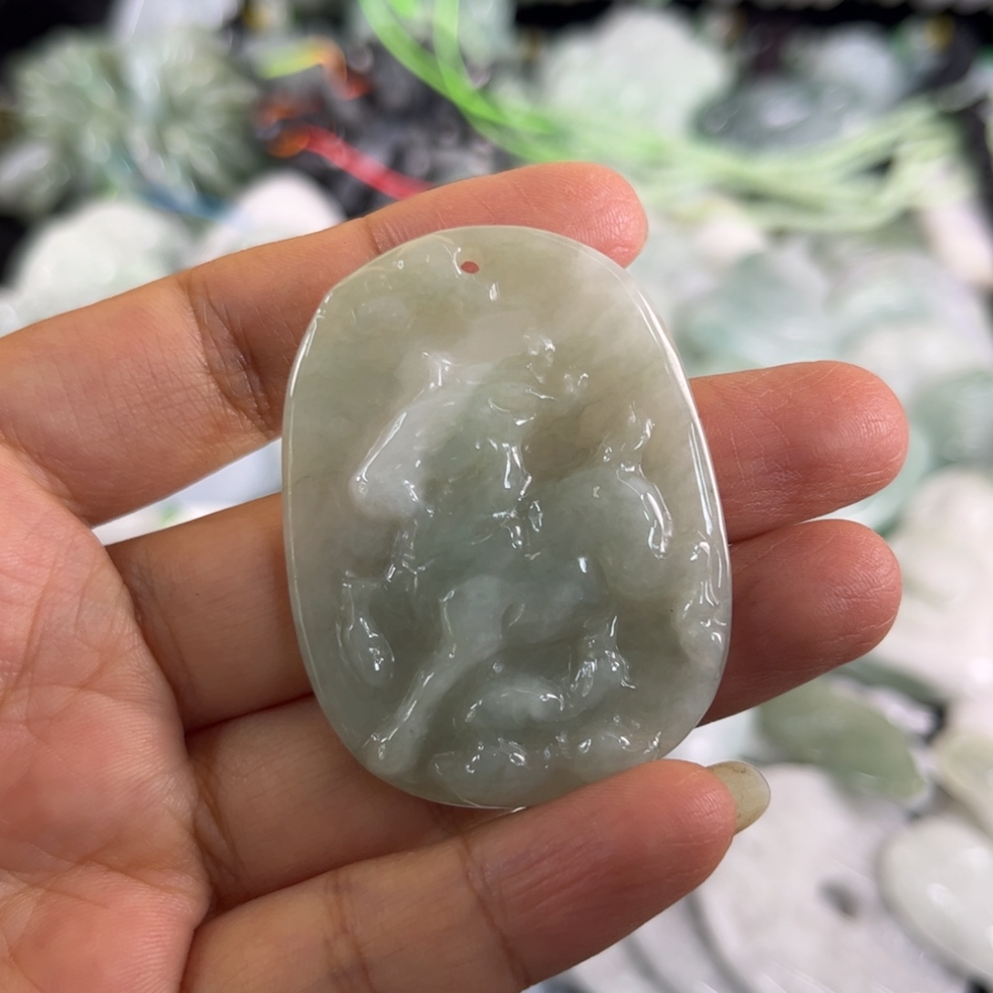 翡翠未镶嵌吊坠(不含链)