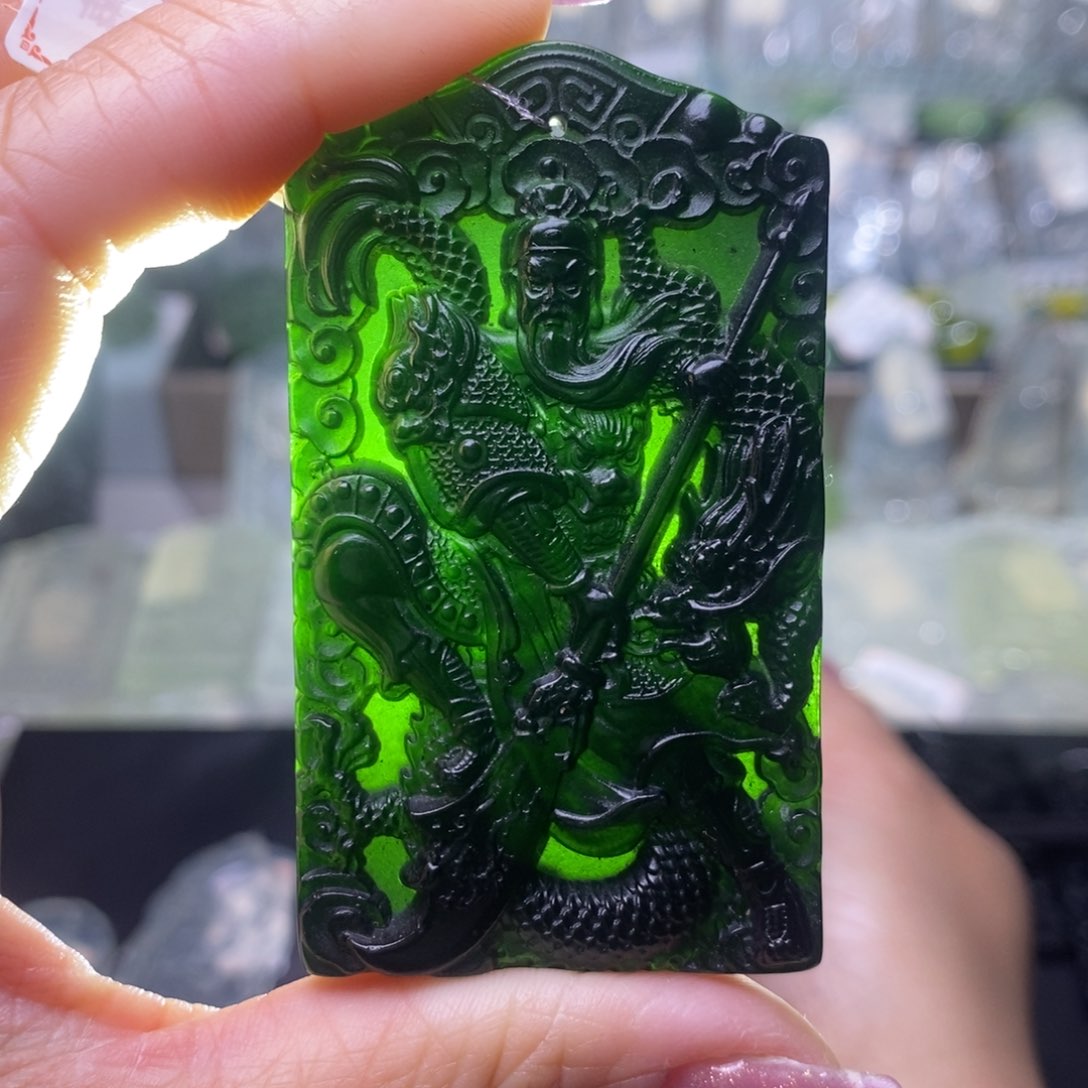 蛇纹石玉颈饰未镶嵌大*老