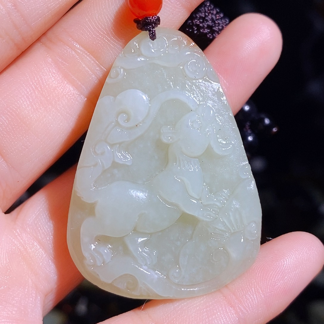 和田玉颈饰未镶嵌