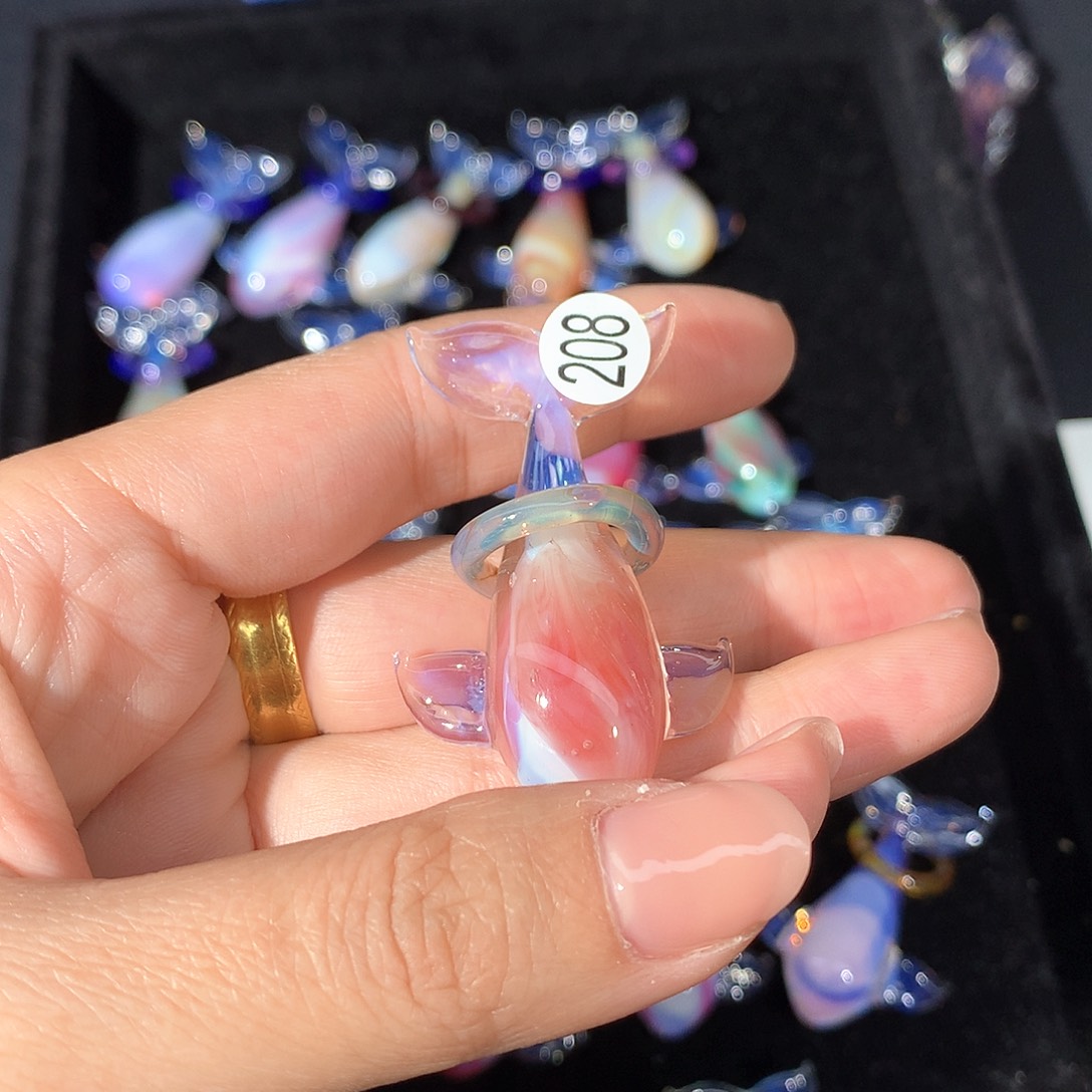 有机玻璃腰***迪208鲸鱼