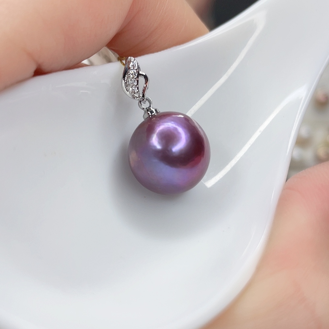 淡水珍珠吊坠(赠链)未镶嵌