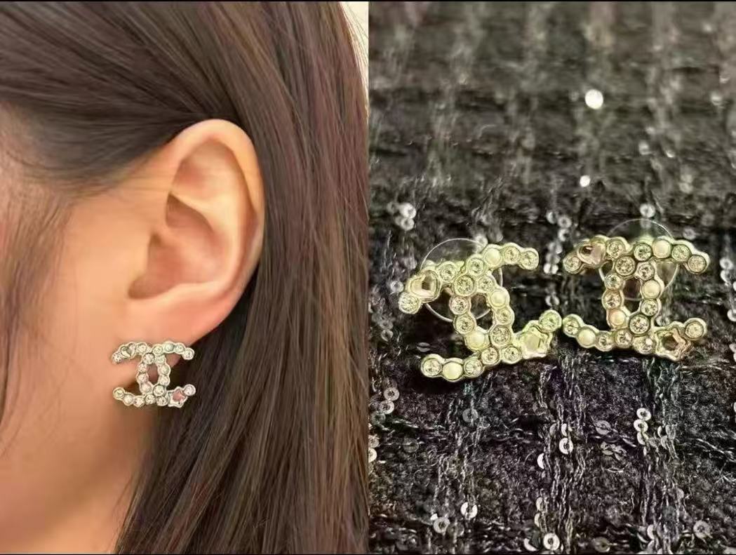 未使用 Chanel/香奈儿 25年新款珍珠钻双C耳坠/xm21477补差价链接