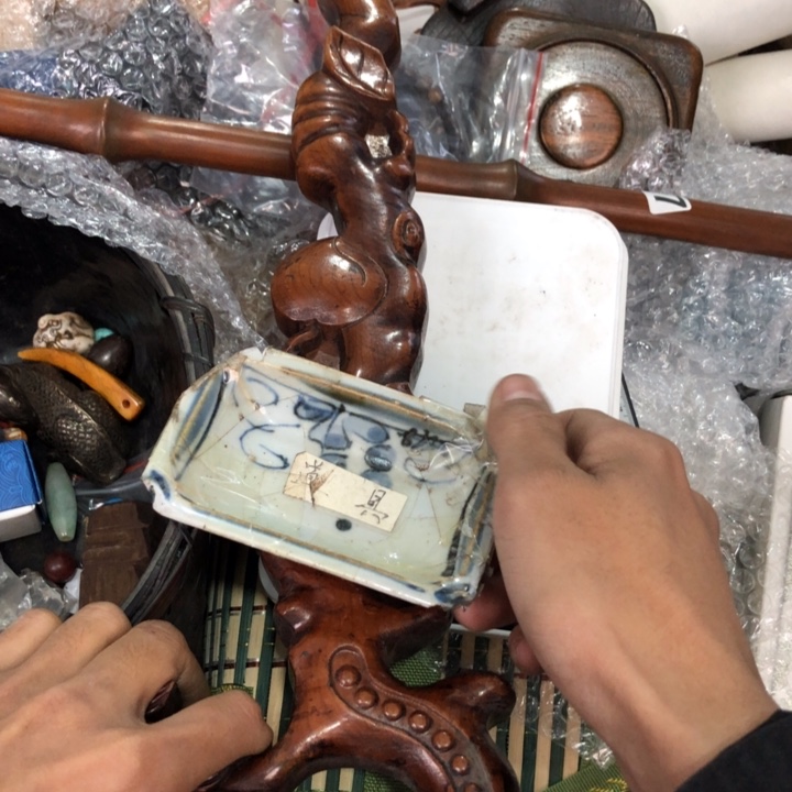 陶瓷孤品单件车里拍