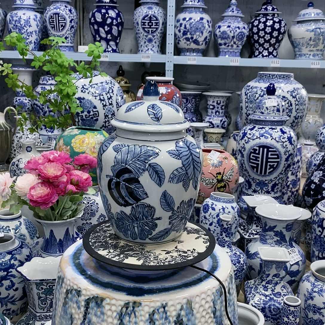 【闪购商品】摆件将军罐瓷器…………………………27……