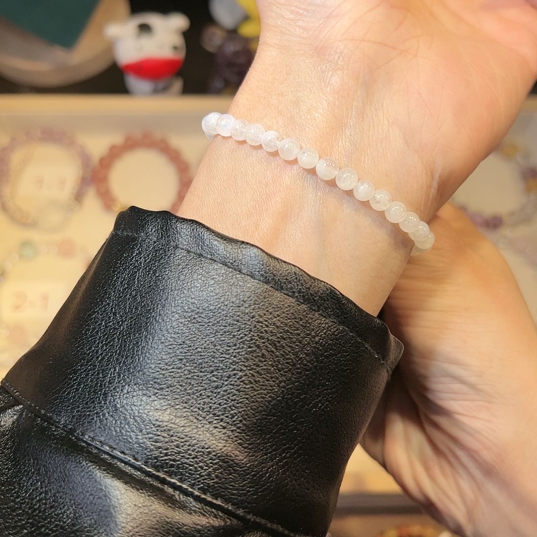 水晶手链未镶嵌月光