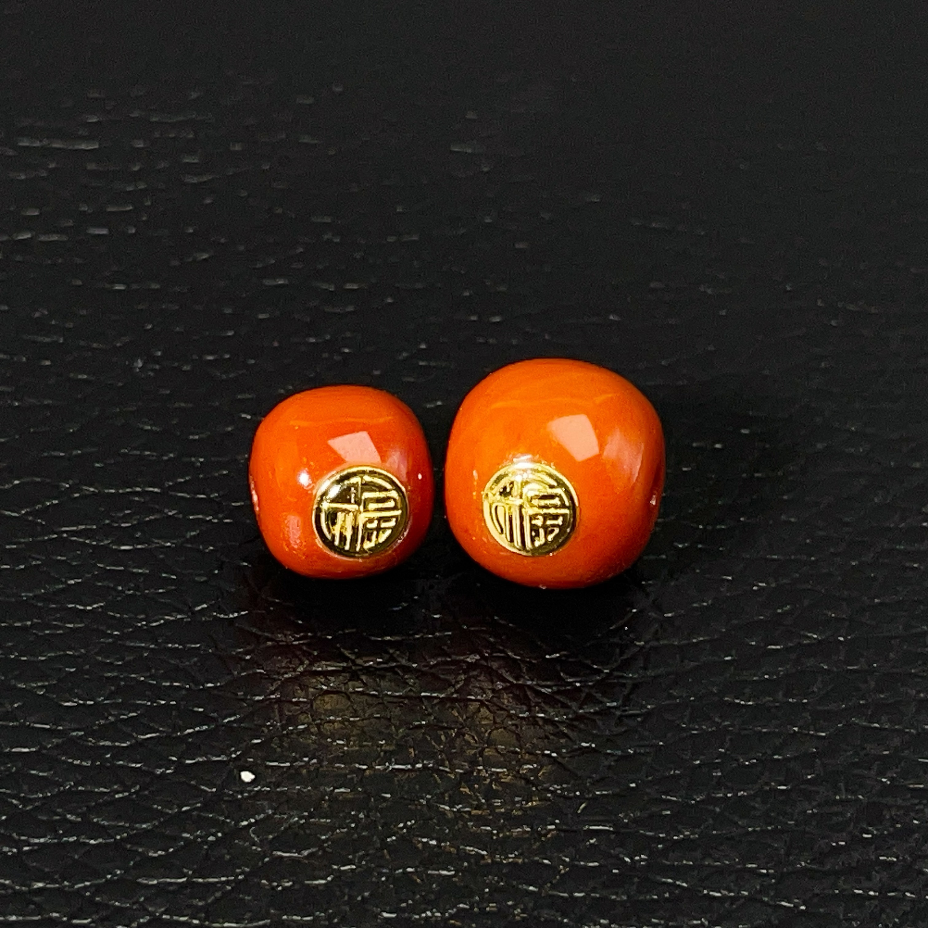 【千业珠宝】Y8892 天然柿子红老型鼓珠带贴片约10mm-11mm 【一颗装】