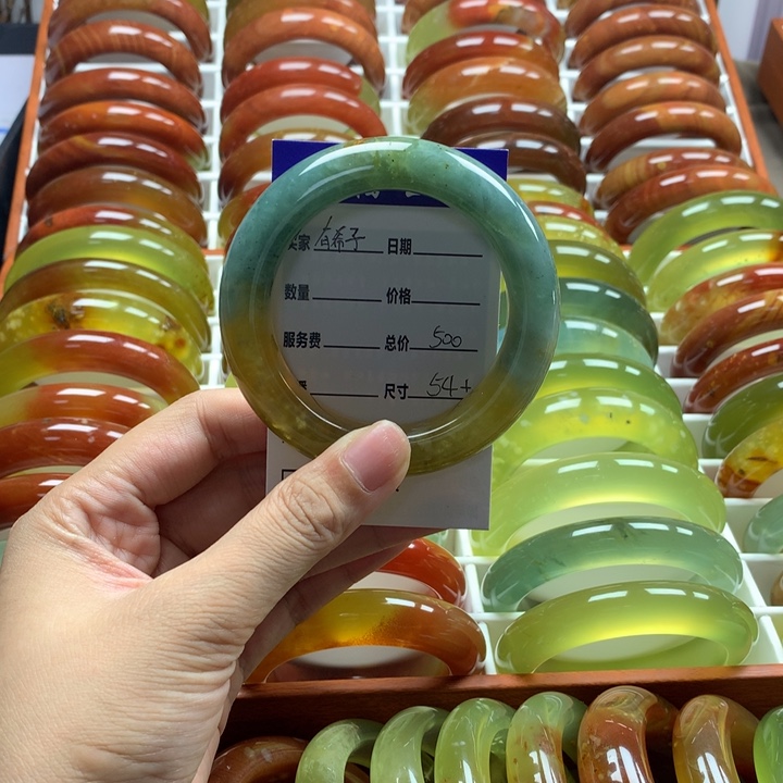 有***子蛇纹石玉未镶嵌手镯