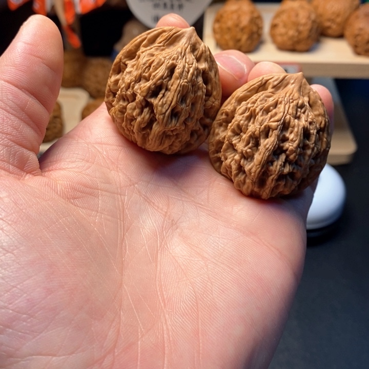 文玩核桃把件4号麦穗虎头38尺全品