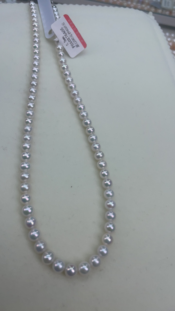 5.5正圆极光冷青粉毕业项链