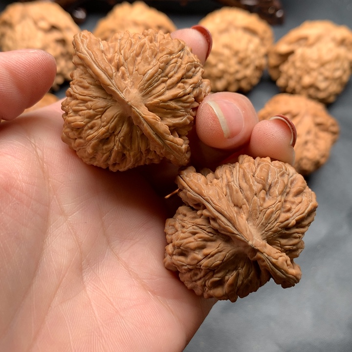 文玩核桃吊坠四座楼