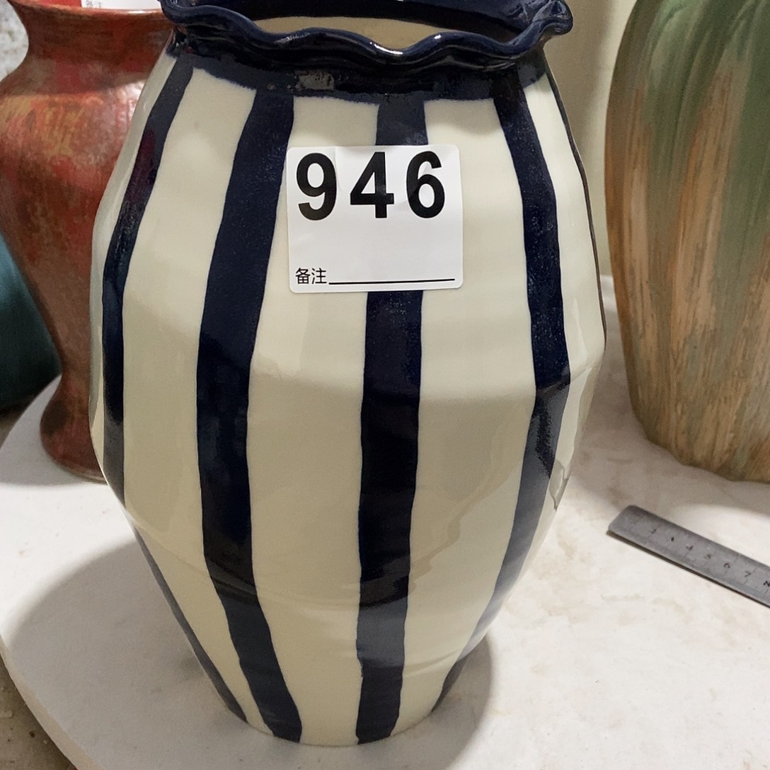 陶瓷景德镇花瓶微瑕