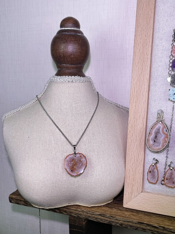 寻岩·吊坠·不支持7天·看好下单·一物一拍