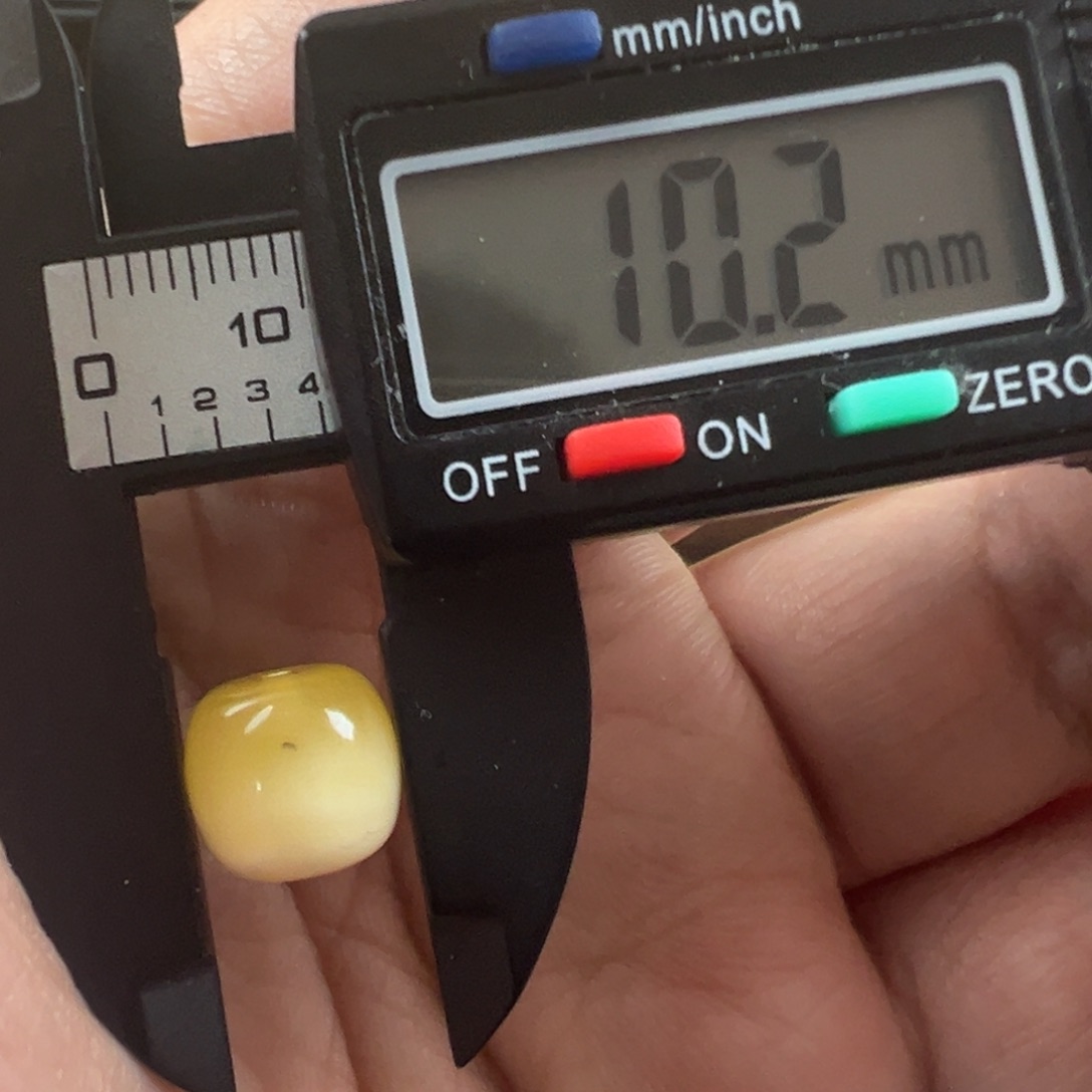 未镶嵌蜜蜡裸石12 杂