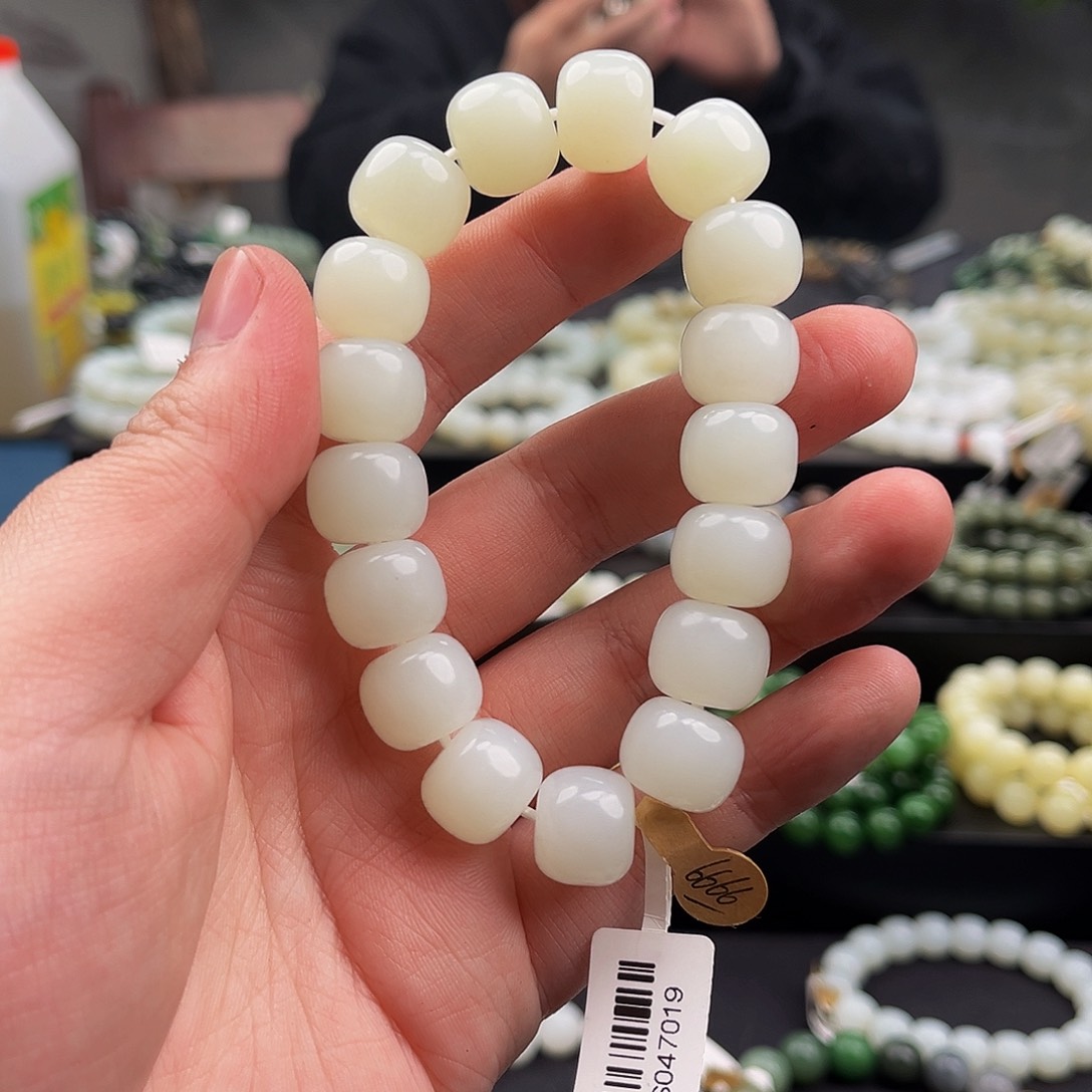 和田玉手串未镶嵌