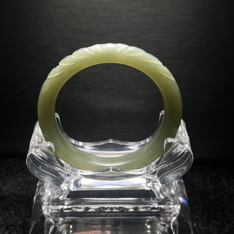 景景严选-和田玉雕花手镯