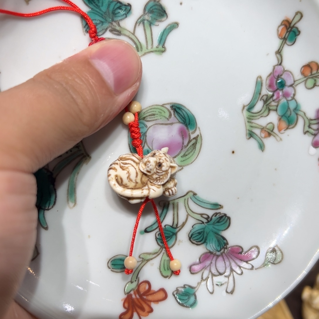 瓷片瓷器。。。。。。。。。