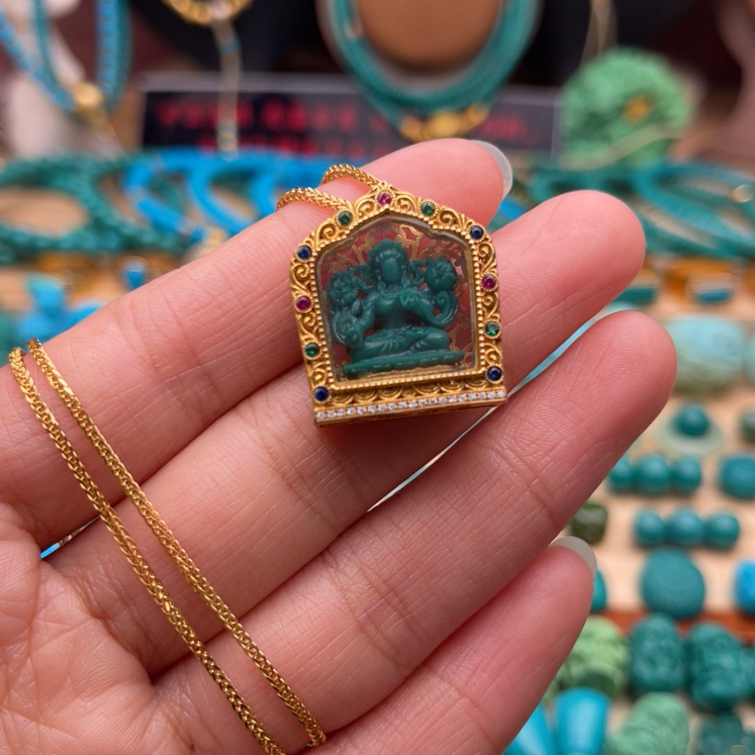 绿松石珠宝奇石18K金镶嵌