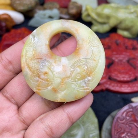 蛇纹石玉颈饰未镶嵌38