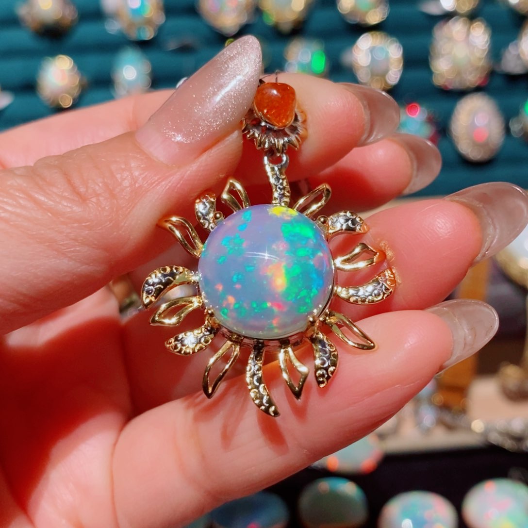 欧泊欧泊吊坠银S925镶嵌