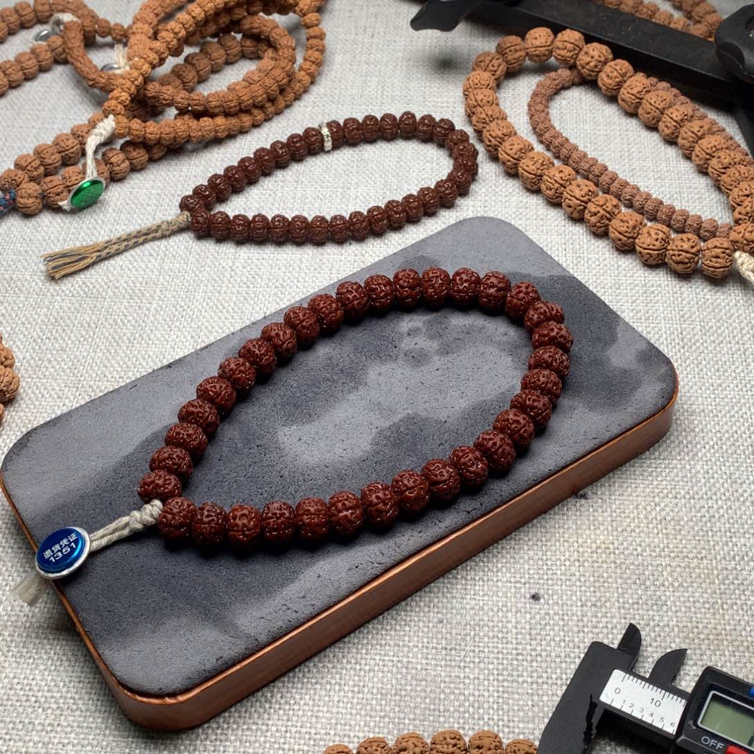 金刚菩提吊坠m****。老树王