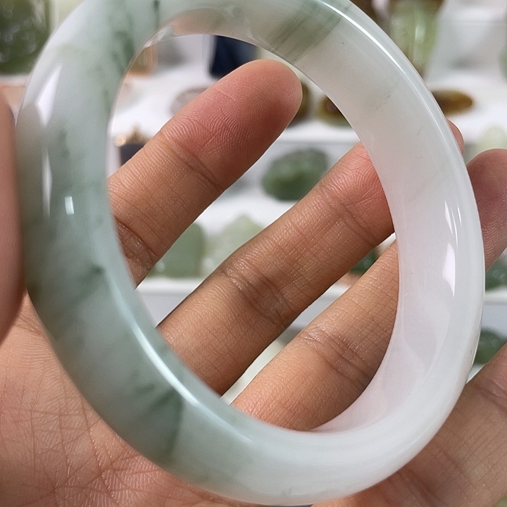 未镶嵌手镯石英岩玉小*