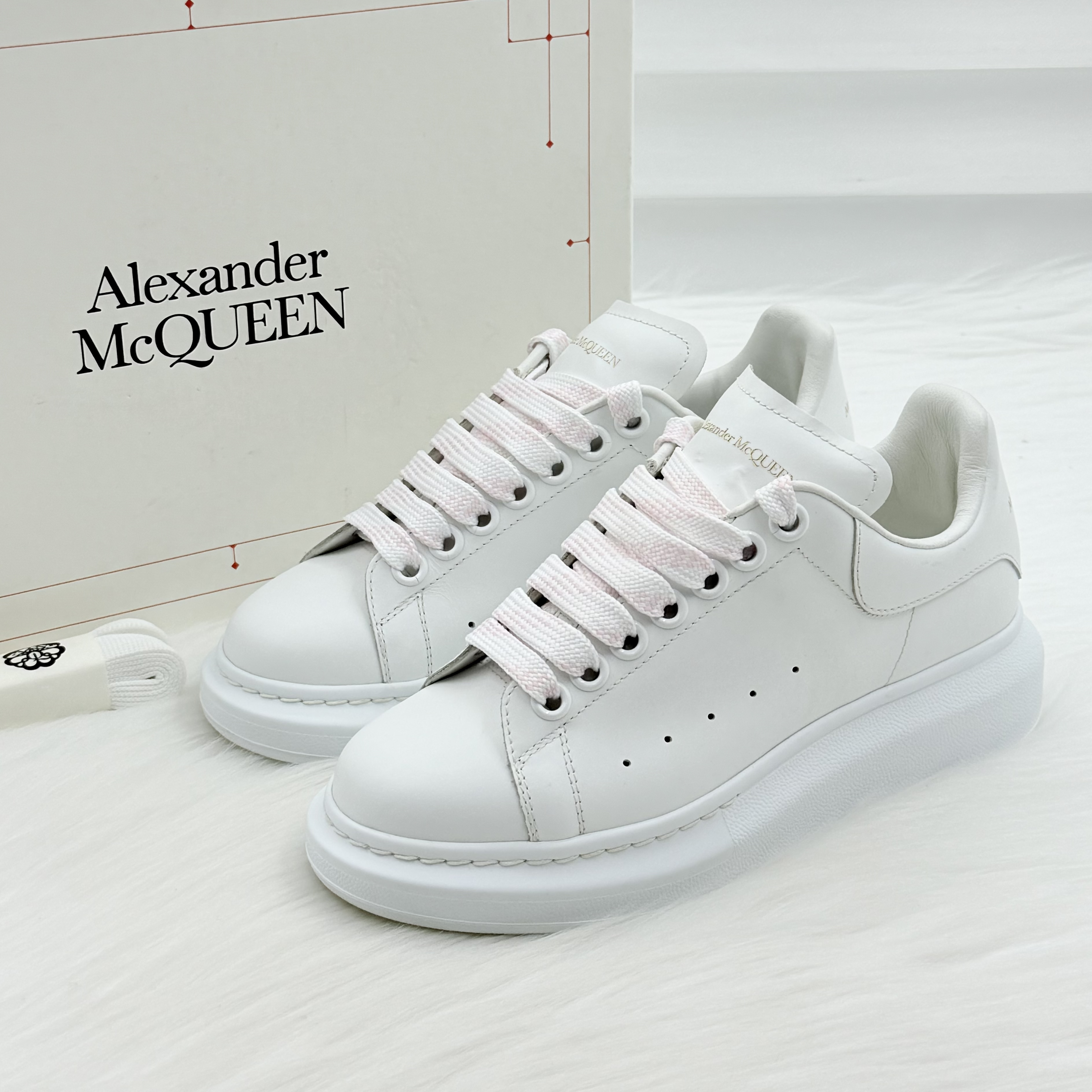未使用 Alexander McQueen/亚历山大·麦昆 板鞋 35码 公价5k g128