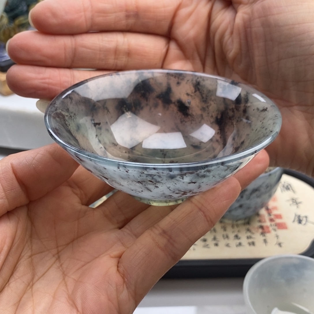 灿***恒岫玉未镶嵌四大名玉茶杯